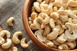 Cashews in bowl